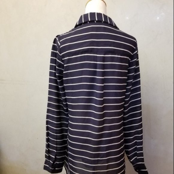 Darling Long navy striped button down shirt size M (L15) - Picture 2 of 8
